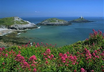 Mumbles Lighthouse located on "Mumbles Head" - the outer island