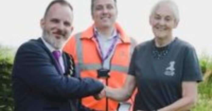 Silver Kite Award for litter picking champion